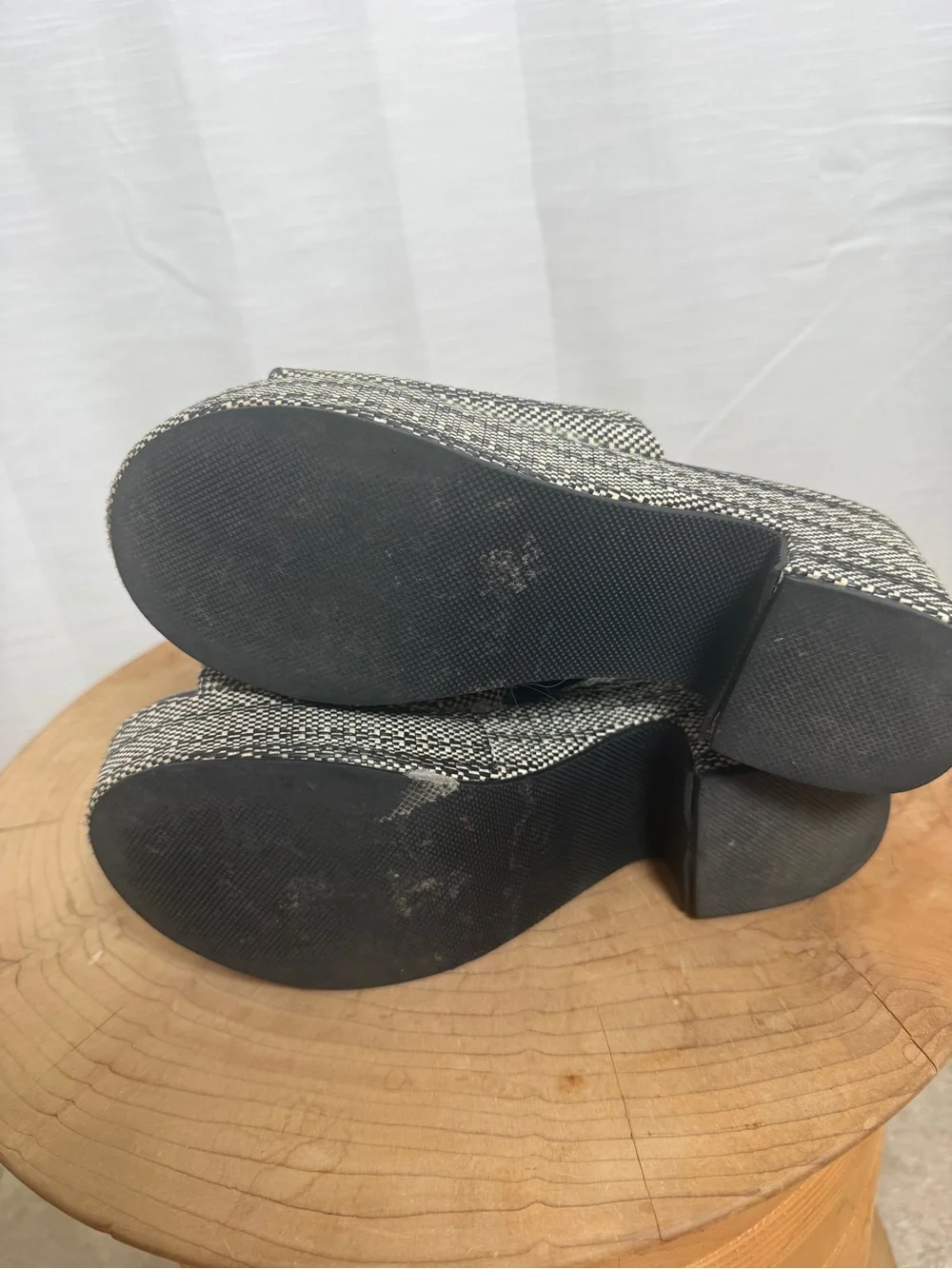 Anthropologie Matisse Black White Woven Platform Mule Sandals | Size 7